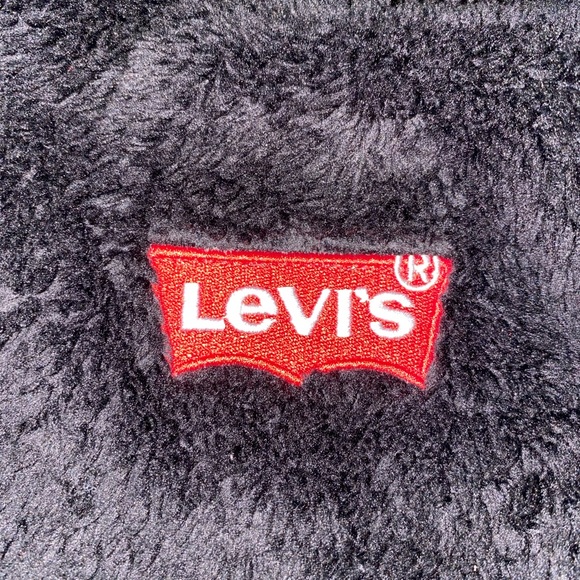 Levi’s Sherpa pullover Hoodie -Brand New With Tags - Picture 3 of 5